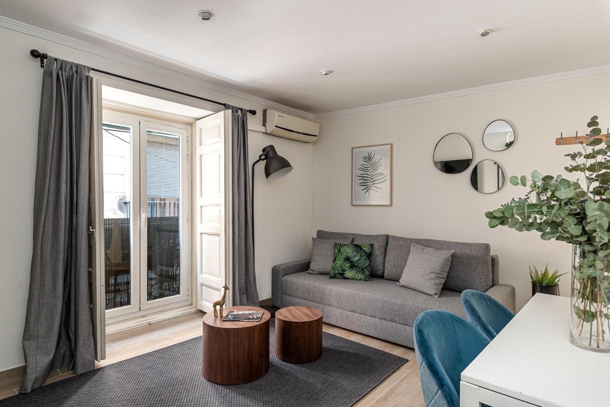 Waou Puerta Del Sol III - Alquiler Corta Duracion Apartment Madrid Exterior photo