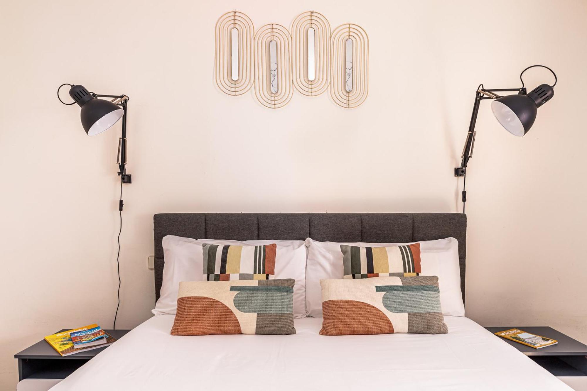 Waou Puerta Del Sol III - Alquiler Corta Duracion Apartment Madrid Exterior photo