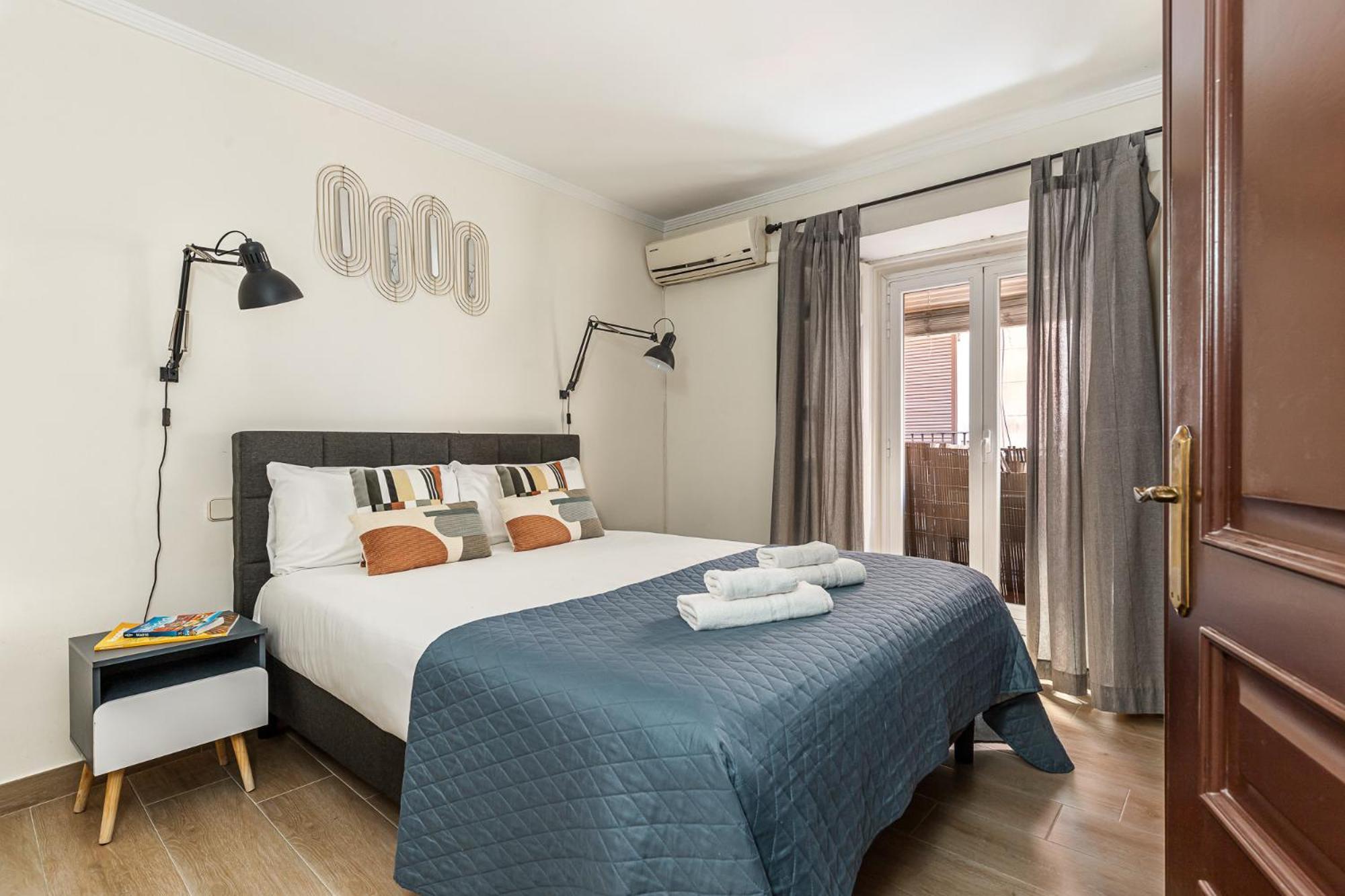 Waou Puerta Del Sol III - Alquiler Corta Duracion Apartment Madrid Exterior photo