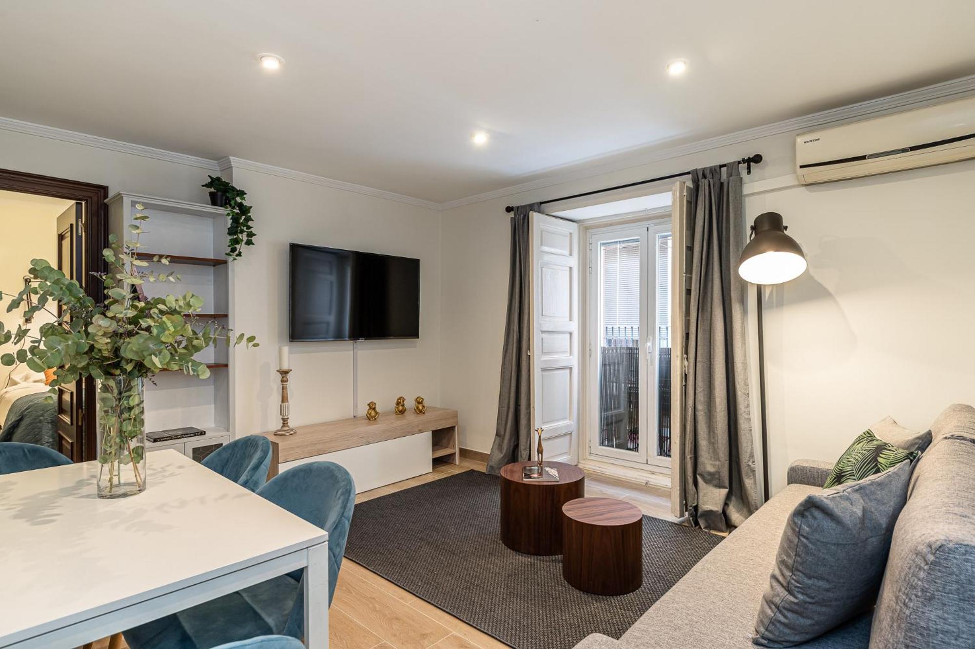 Waou Puerta Del Sol III - Alquiler Corta Duracion Apartment Madrid Exterior photo
